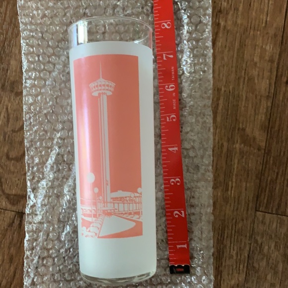 Vintage Skylon Tower in Canada pink and white frosted souvenir glass,See comment - Picture 4 of 7